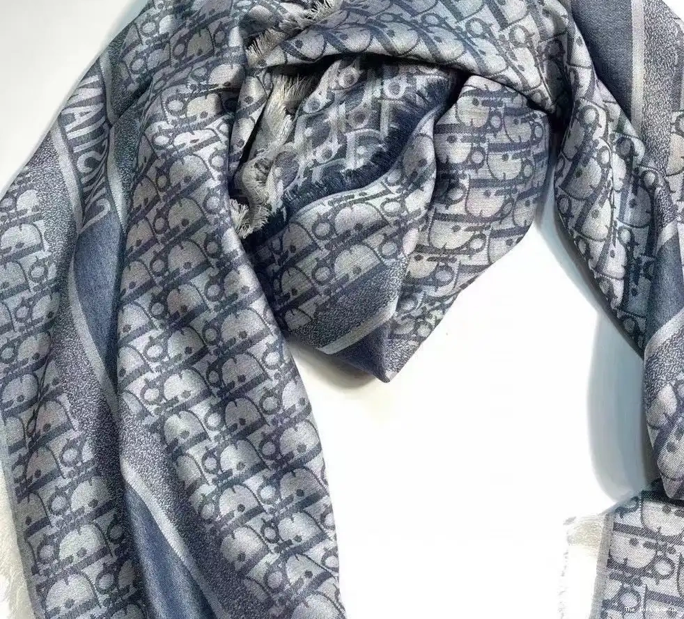 OBLIQUE DENIM SHAWL CHRISTIAN 0614